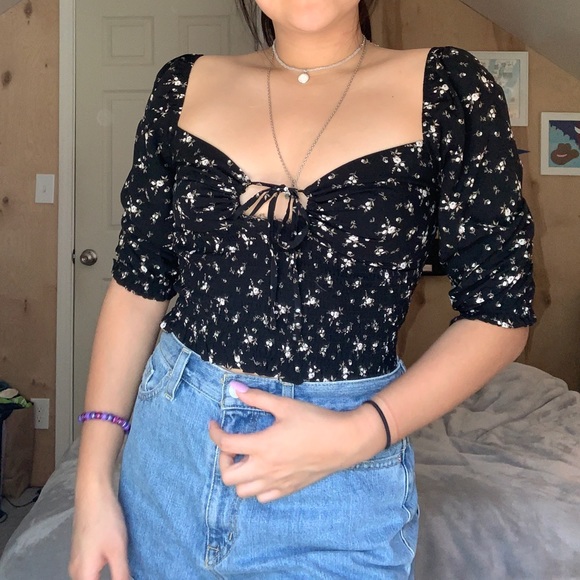 Floral sinched tie top - Picture 2 of 3